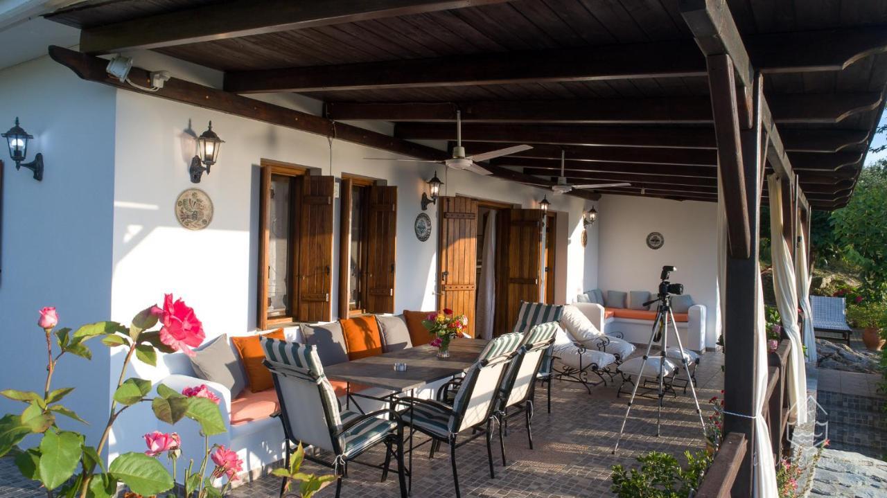 Villa House Of The Rising Sun Khorevtón Exterior foto